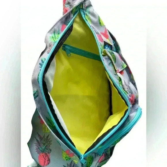 Kavu Rope Bag 10L Multicolored Pineapples Excellent Like New Condition! - Picture 3 of 3